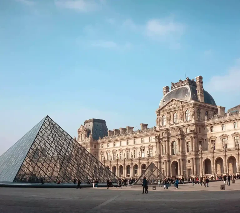 Louvre